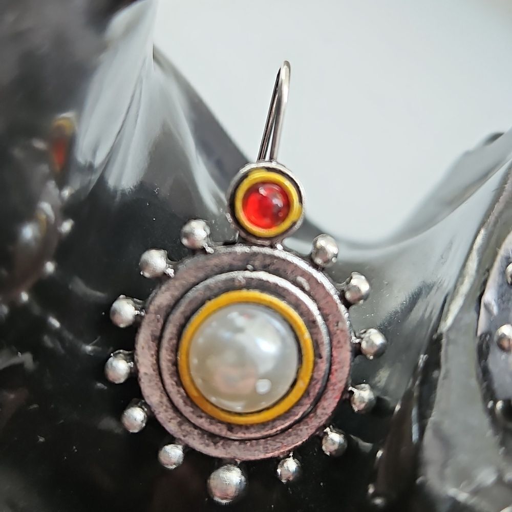 Elegant Silver and Faux Pearl Earrings - Picture 3 of 5